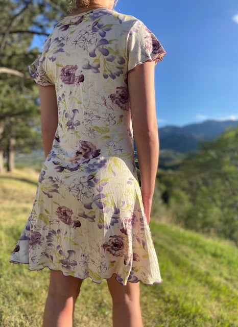 Delia Dress Flutter Sleeve 'Floral'