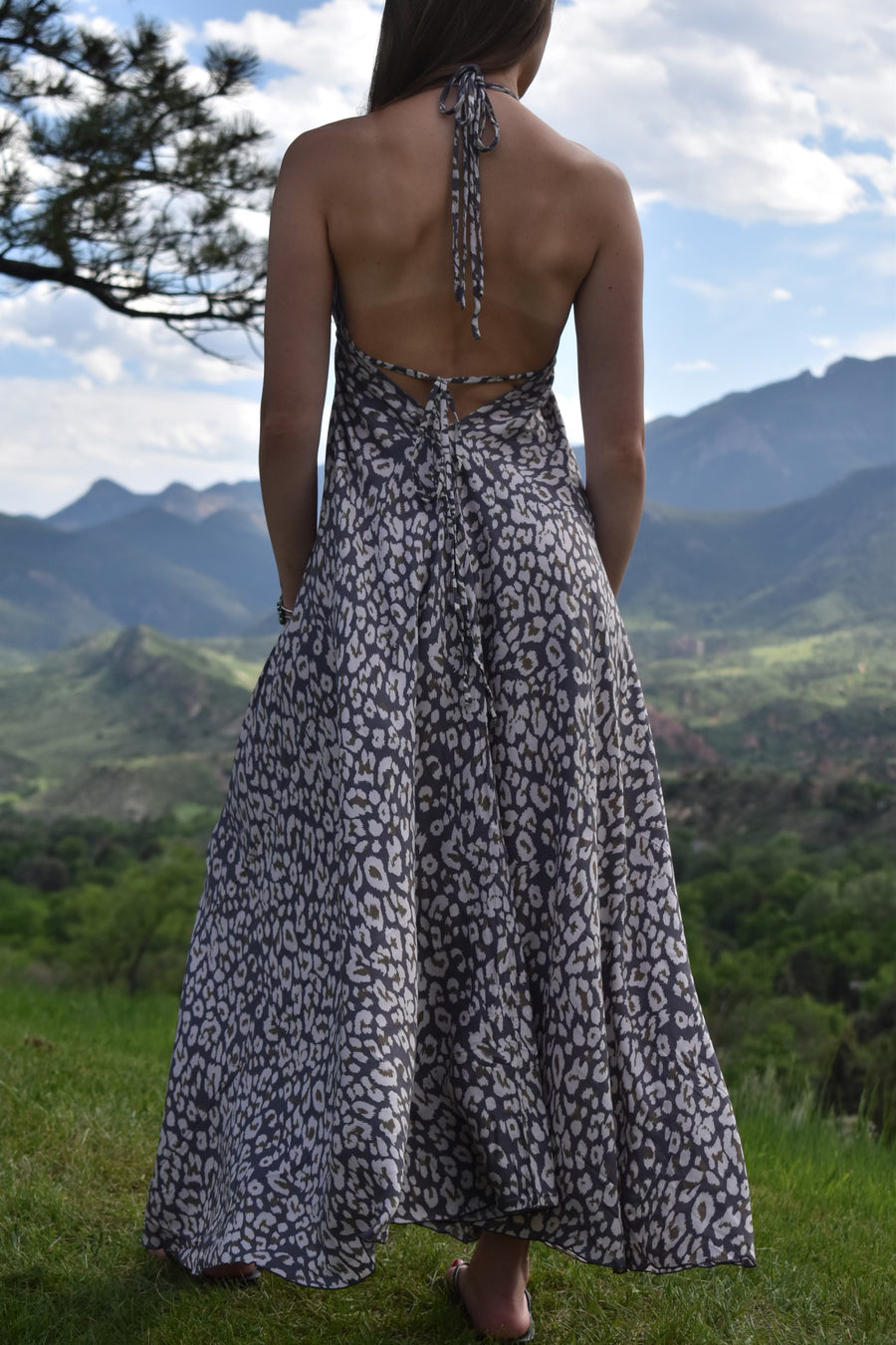 Jardín Dress-Grey Leopard
